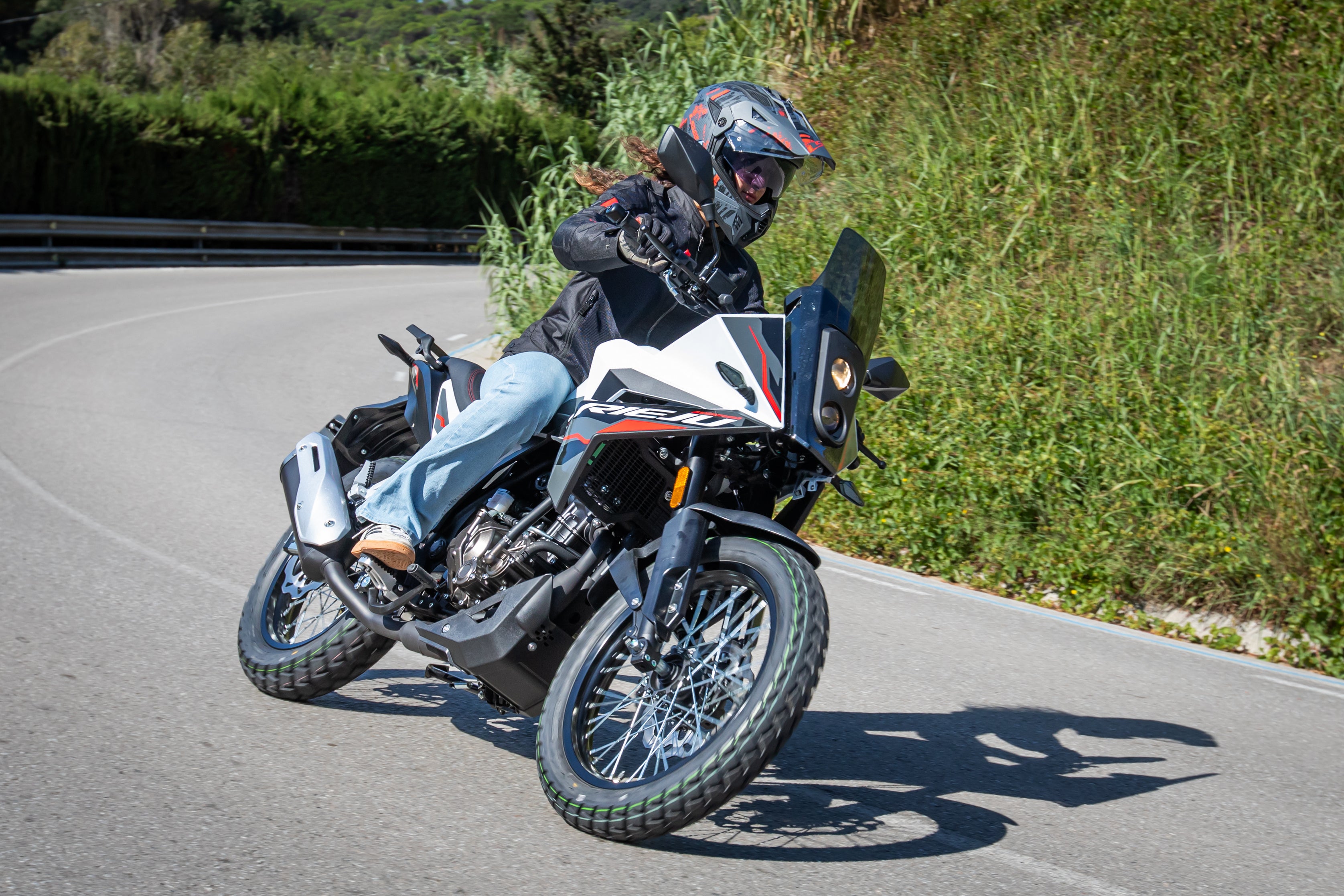 Aventura 125